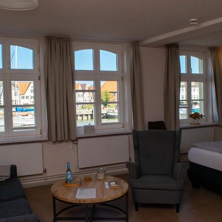 Hotel Das Brueckenhaus Glückstadt Exterior foto