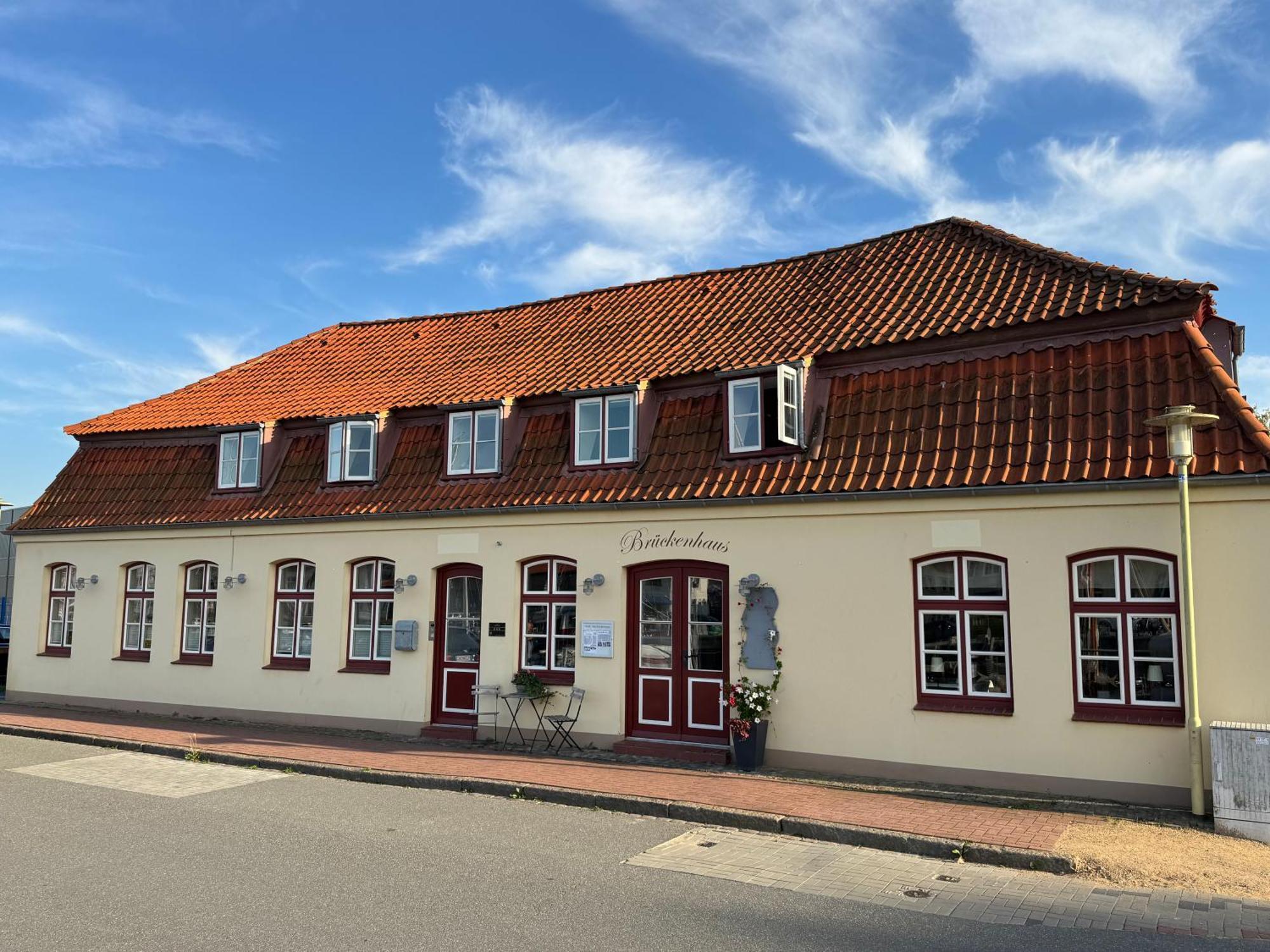 Hotel Das Brueckenhaus Glückstadt Exterior foto